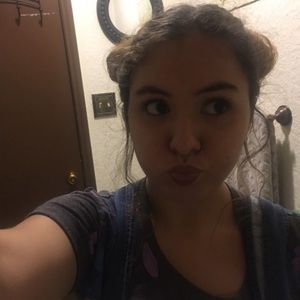 Meet your Posher, Vanessa